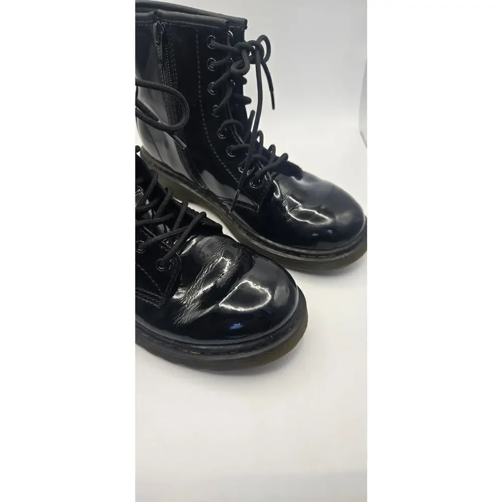 Dr. Doc Martens Glossy Black Ladies\Kids  Lace Up Size US 4-M Boots
